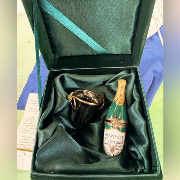 Limoges Rochard Hand Painted Champagne and Ice Bucket in velvet box Collectable - Picture 1 of 12